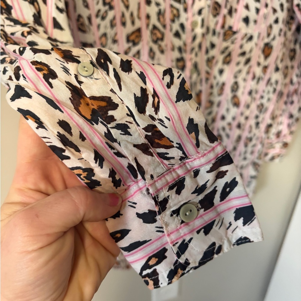 Victoria's Secret Pink Leopard Button Down Pajama Shirt NWT XS - Picture 3 of 7